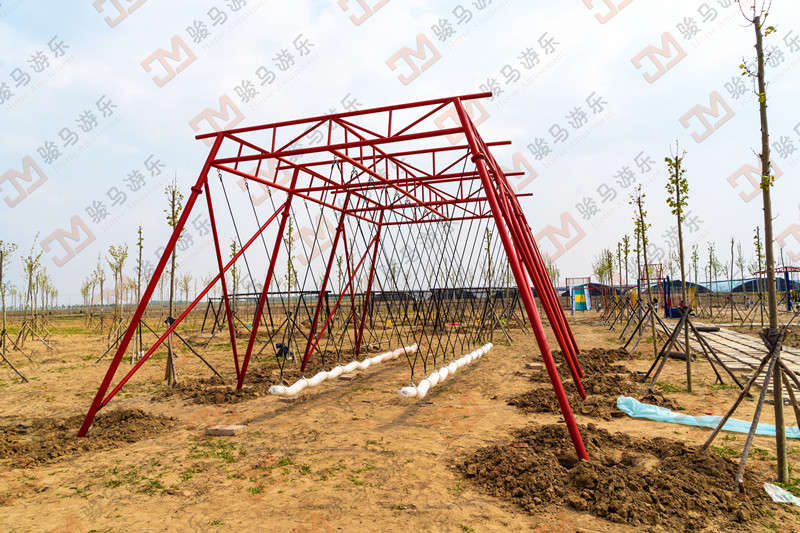 網(wǎng)紅秋千