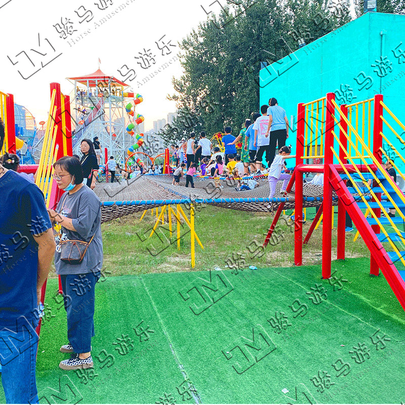 無(wú)動(dòng)力游樂(lè)設(shè)備